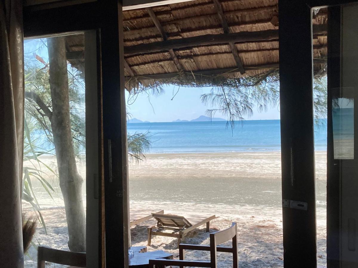 Hotel La Ong Lay à Koh Phayam Extérieur photo