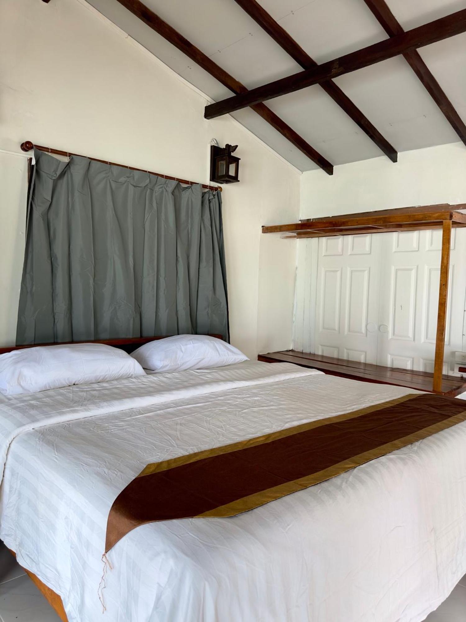 Hotel La Ong Lay à Koh Phayam Extérieur photo