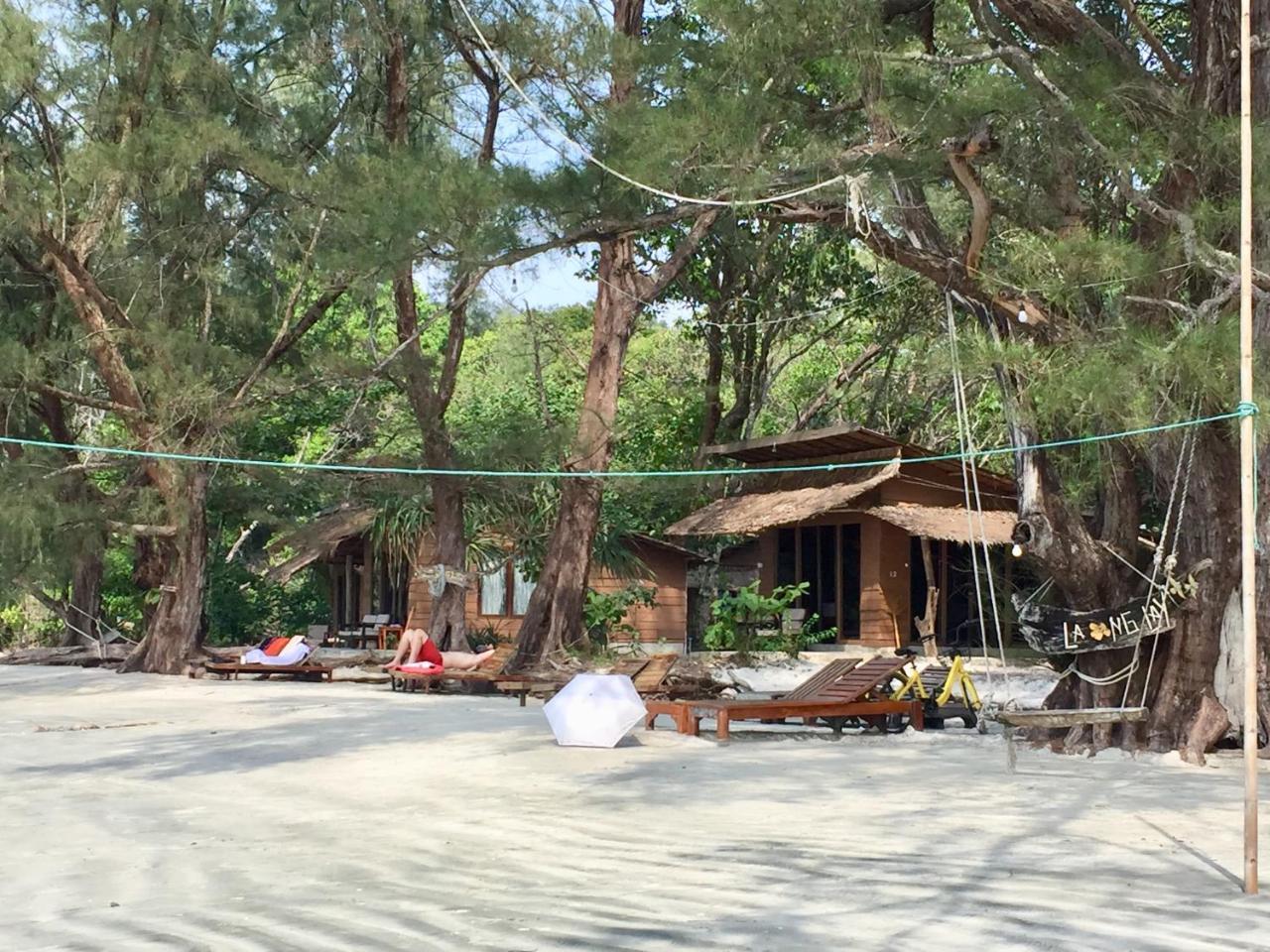 Hotel La Ong Lay à Koh Phayam Extérieur photo